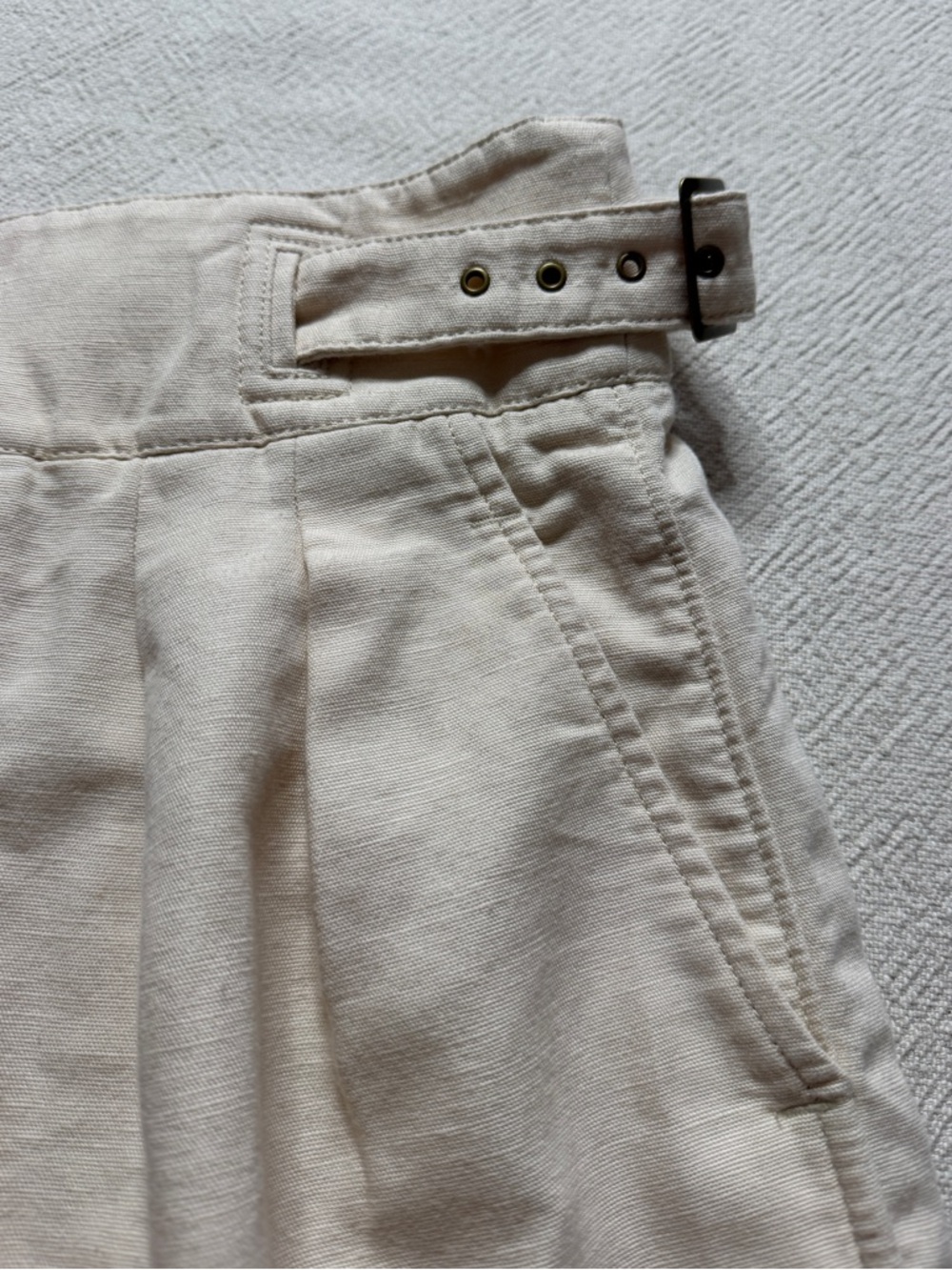 Banana Republic Linen Blend Safari Light Beige Shorts 8 Summer Side Buckles - Picture 5 of 12